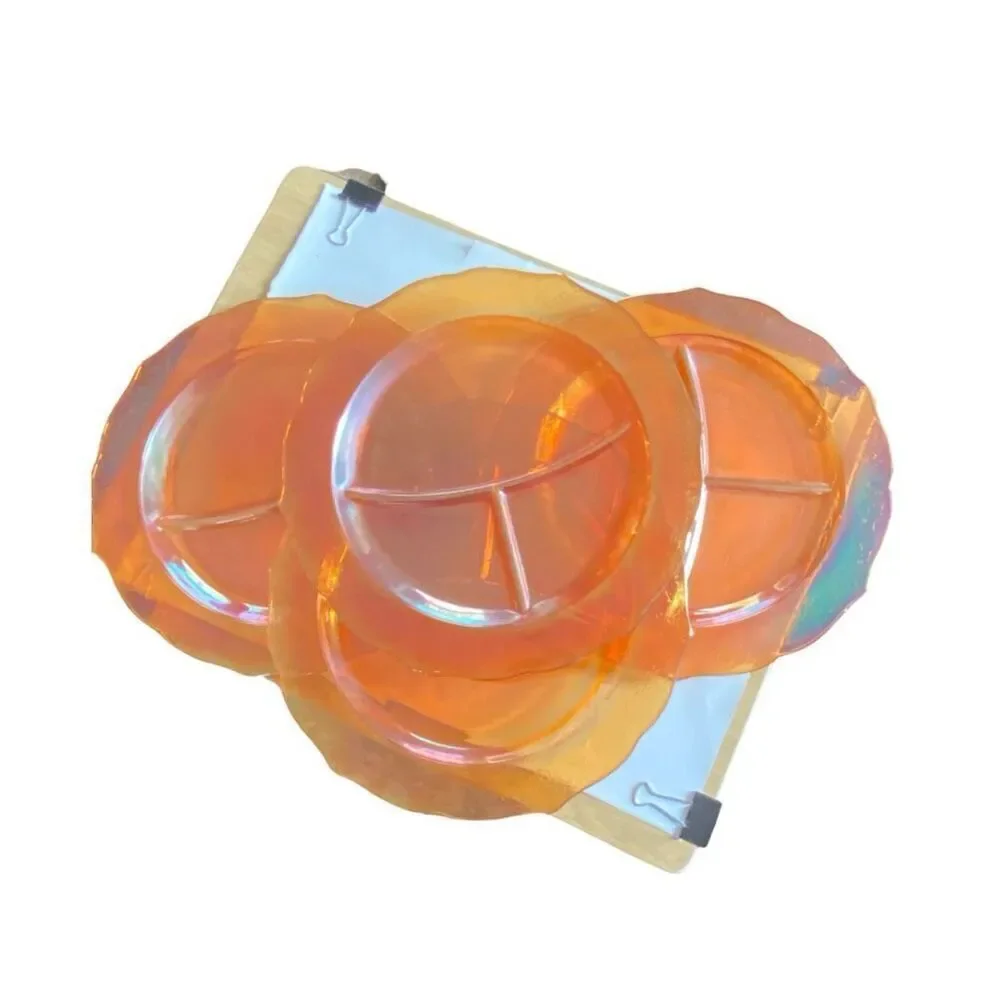 Federal Glass Normandie Lattice & Bouquet Sunburst Marigold Iridescent Grill Pla